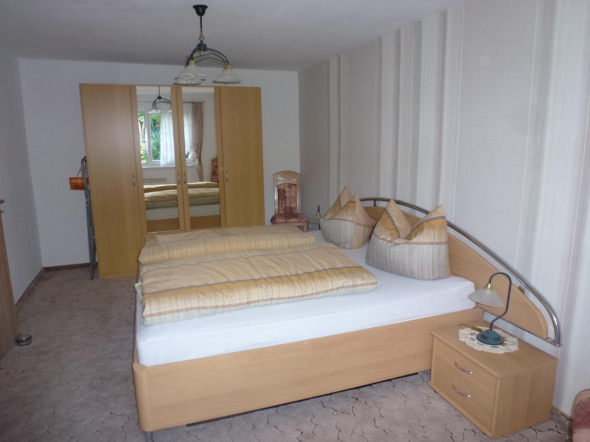 Ferienwohnung Bradatsch Catterfeld Luaran gambar